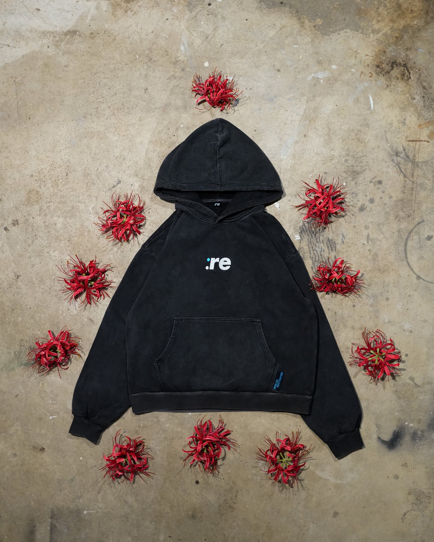 Outer Heaven - Vintage Black Hoodie